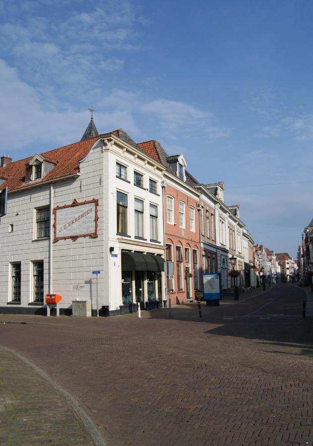 De Zevenster "Gevestigd Aan De Winkelstraat" Kampen Exterior foto